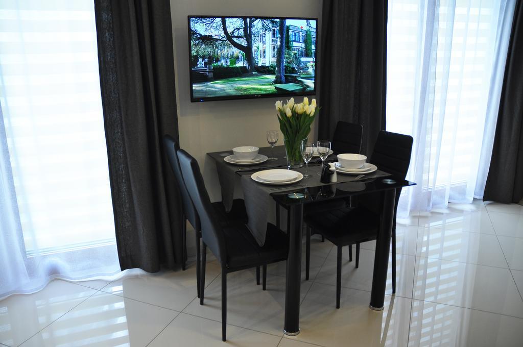 Moko Apartment Parking W Cenie Warsaw Exterior photo